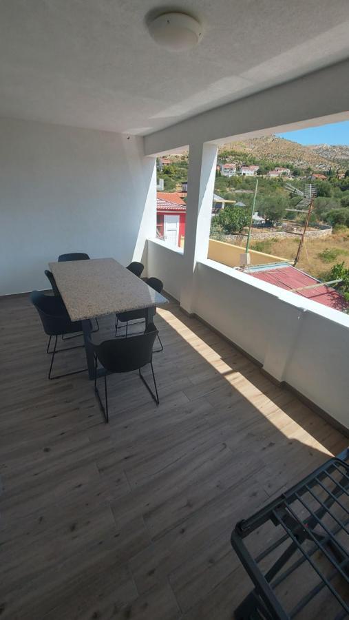 Apartmani Mlinar - Two Bedroom Apartment With Seaview Grebaštica 外观 照片