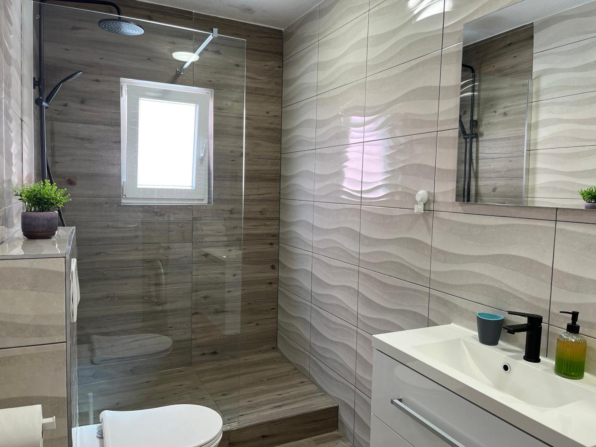 Apartmani Mlinar - Two Bedroom Apartment With Seaview Grebaštica 外观 照片